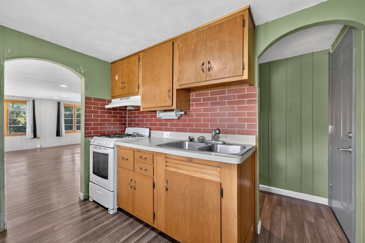 2191 Toms Road Rockford, IL 61109 - Photo 9 of 30