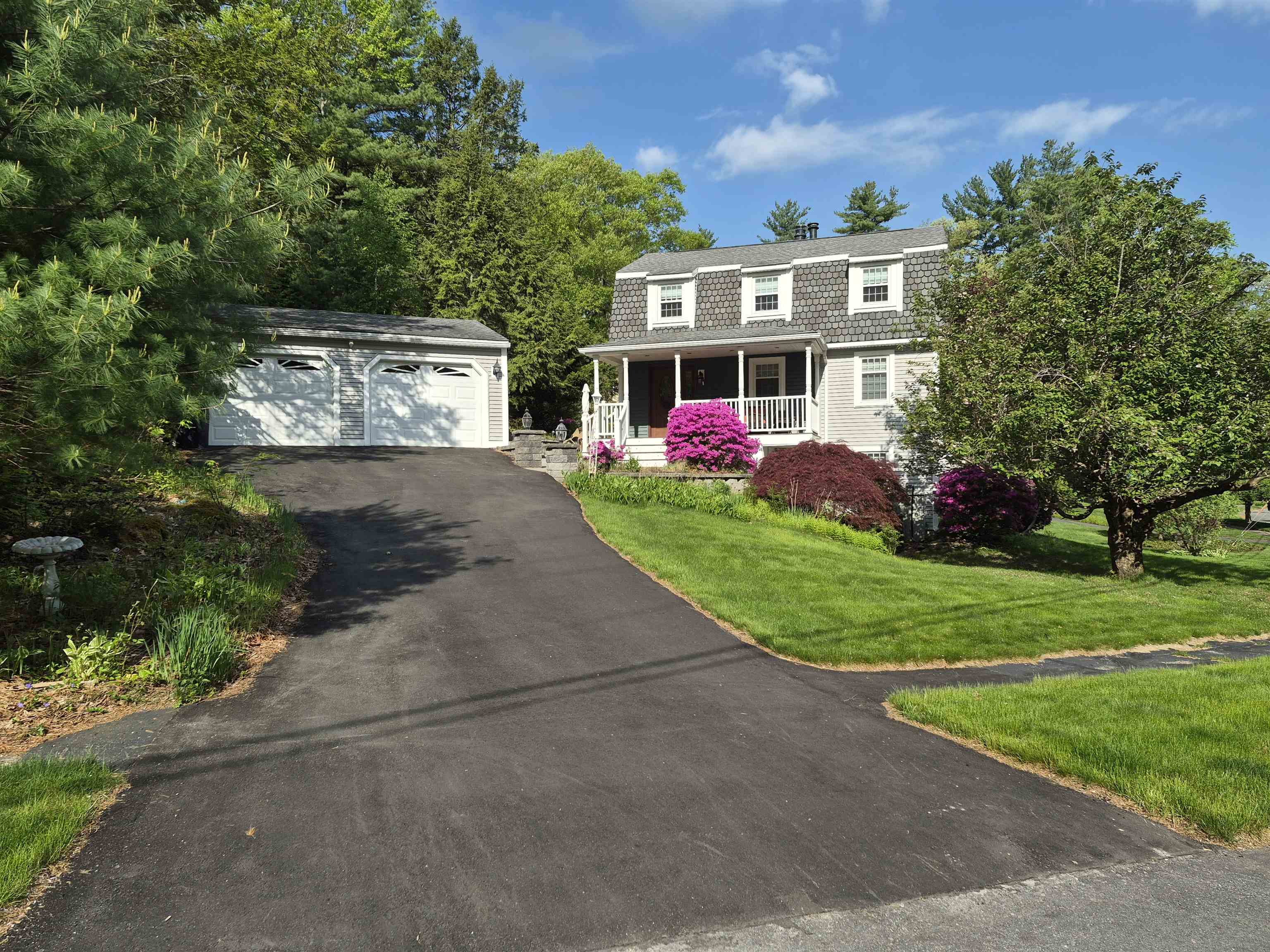 20 Shelburne Road Nashua, NH 03063 - Photo 1 of 41
