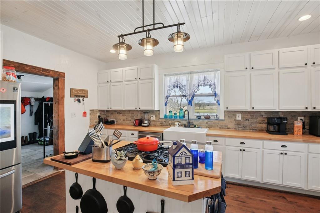 1031 Northeast 301 Road Leeton, MO 64761 - Photo 13 of 51