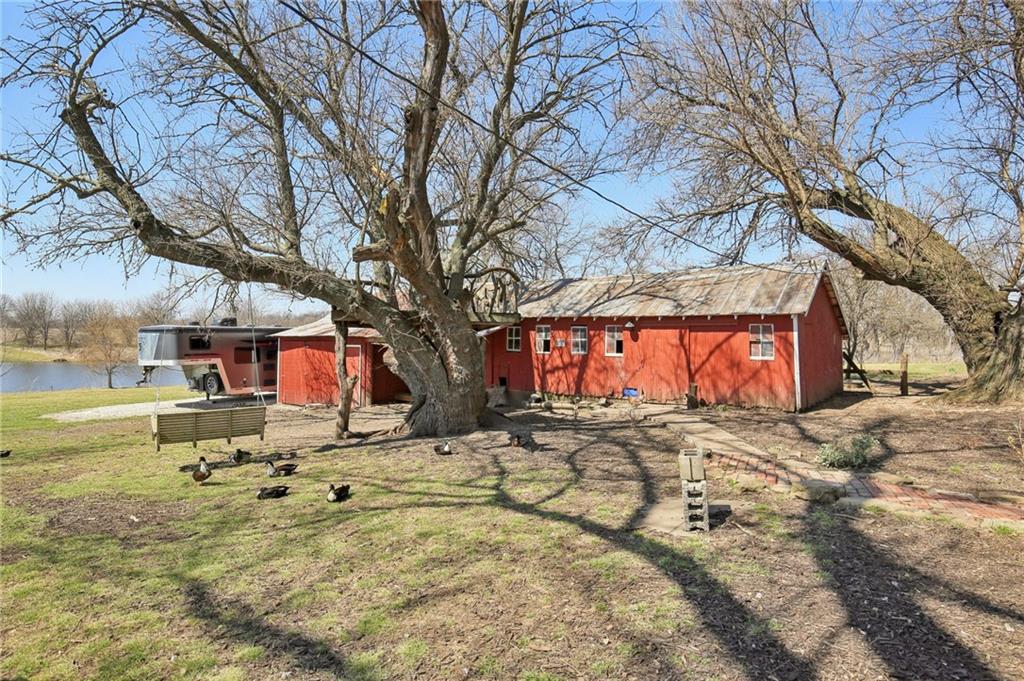 1031 Northeast 301 Road Leeton, MO 64761 - Photo 37 of 51