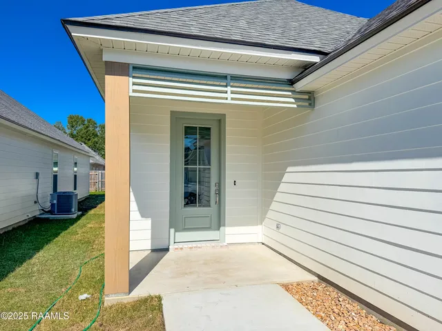 $254,900 | 223 Berchman Oaks Drive, Lafayette, LA 70506