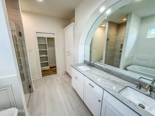 $254,900 | 223 Berchman Oaks Drive, Lafayette, LA 70506