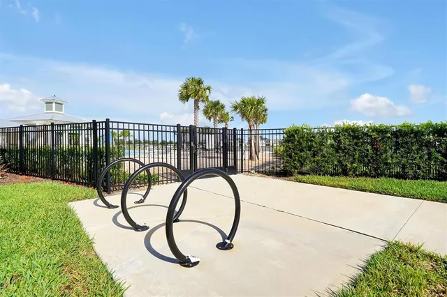 $610,000 | 5200 Myrtleleaf Court, St. Cloud, FL 34772