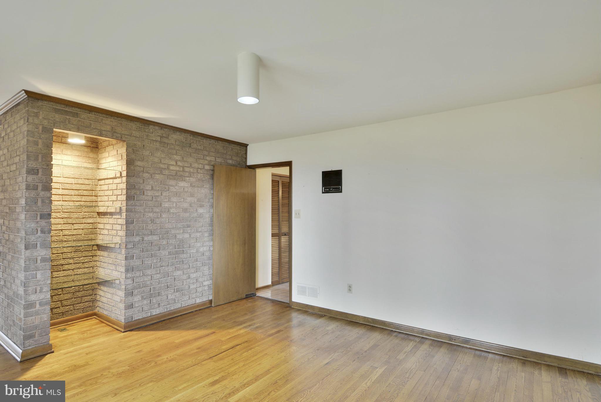 2817 Hillsdale Road Baltimore, MD 21207 - Photo 14 of 30 Dining Room