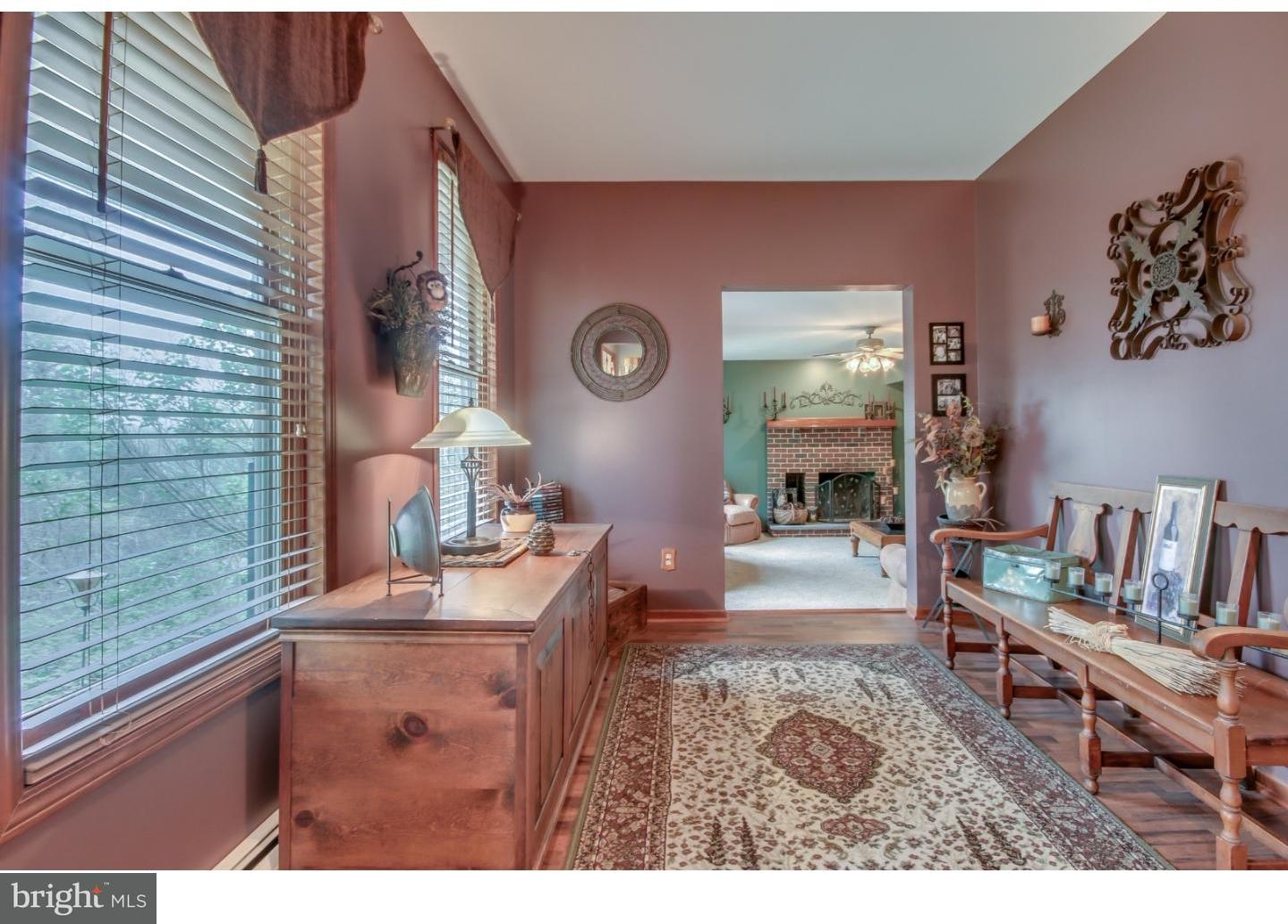 313 Crozerville Road Aston, PA 19014 - Photo 3 of 25