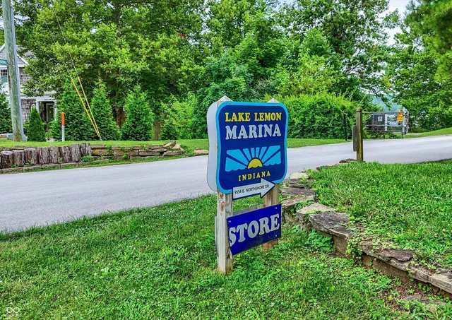 $1,025,000 | 5736 North Pathways Drive, Unionville, IN 47468