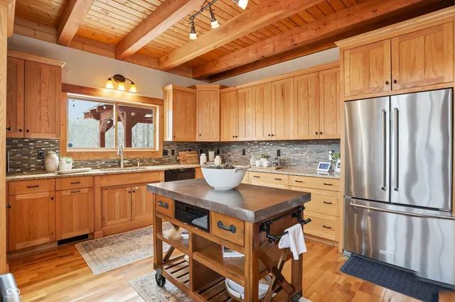 $999,900 | 5736 North Pathways Drive, Unionville, IN 47468