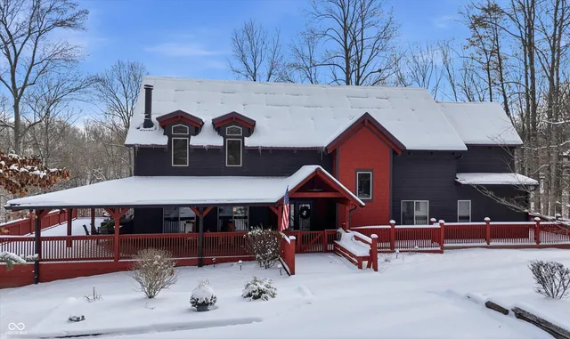 $1,025,000 | 5736 North Pathways Drive, Unionville, IN 47468