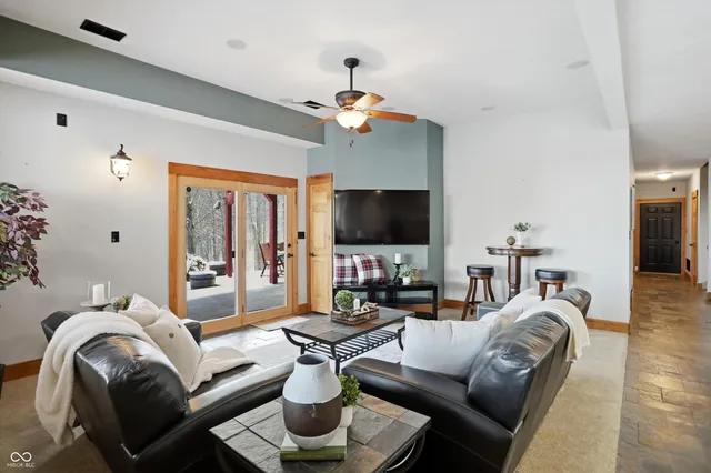 $999,900 | 5736 North Pathways Drive, Unionville, IN 47468