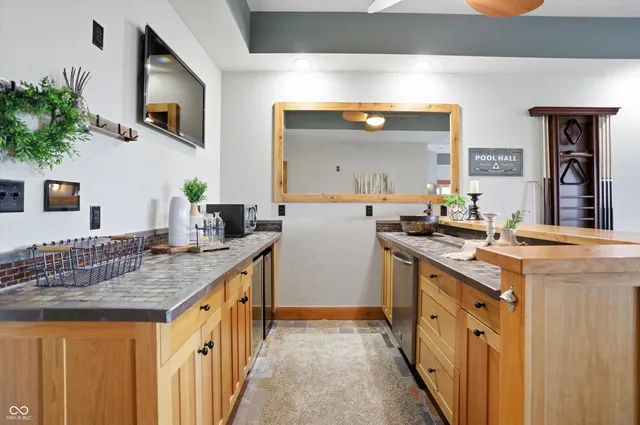 $1,025,000 | 5736 North Pathways Drive, Unionville, IN 47468