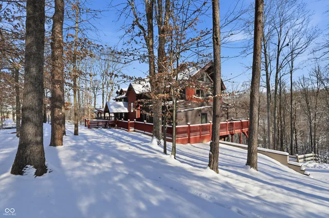 $999,900 | 5736 North Pathways Drive, Unionville, IN 47468