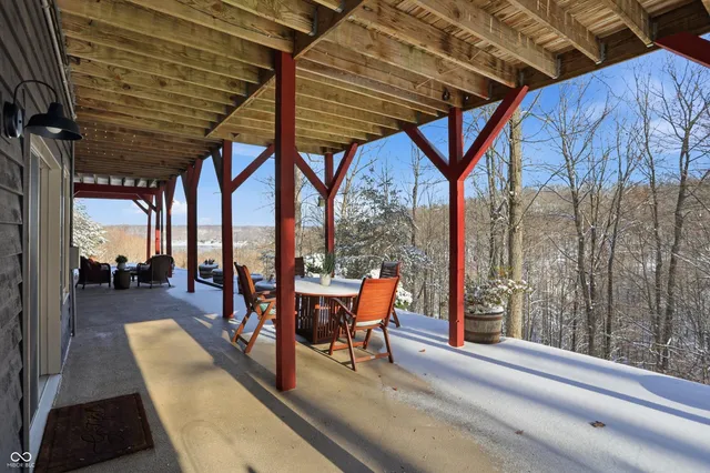 $999,900 | 5736 North Pathways Drive, Unionville, IN 47468