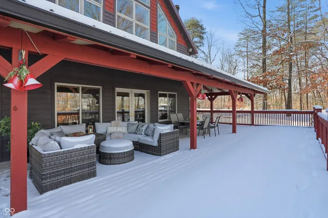 $1,025,000 | 5736 North Pathways Drive, Unionville, IN 47468