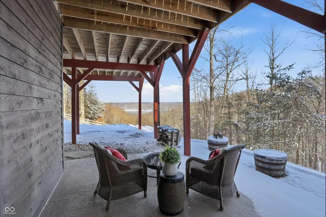 $999,900 | 5736 North Pathways Drive, Unionville, IN 47468