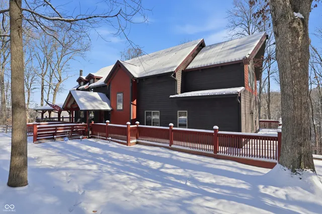 $1,025,000 | 5736 North Pathways Drive, Unionville, IN 47468