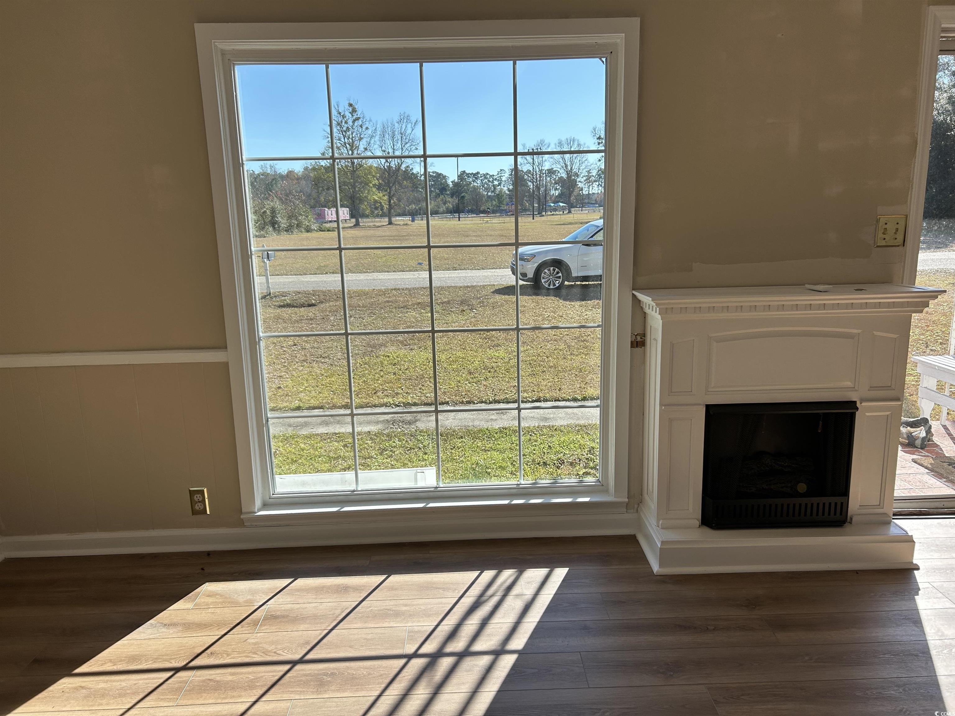 404 East Andrews Street Hemingway, SC 29554 - Photo 8 of 17