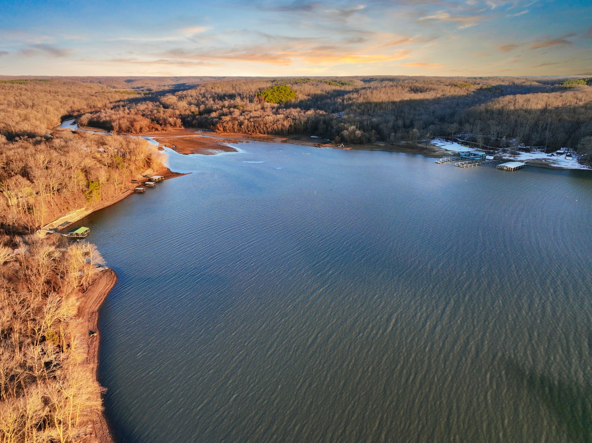 37 River Trace Road Dover, TN 37058 - Photo 5 of 11 a view of lake view and mountain