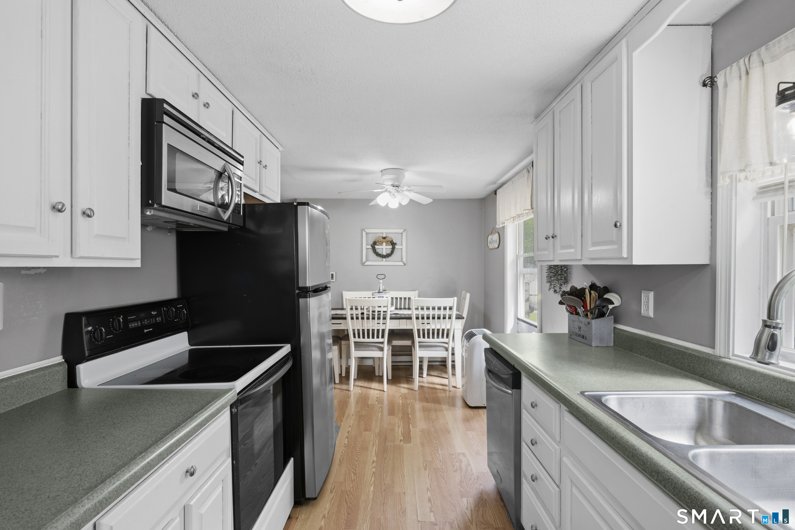 558 Wauregan Road Brooklyn, CT 06234 - Photo 11 of 30