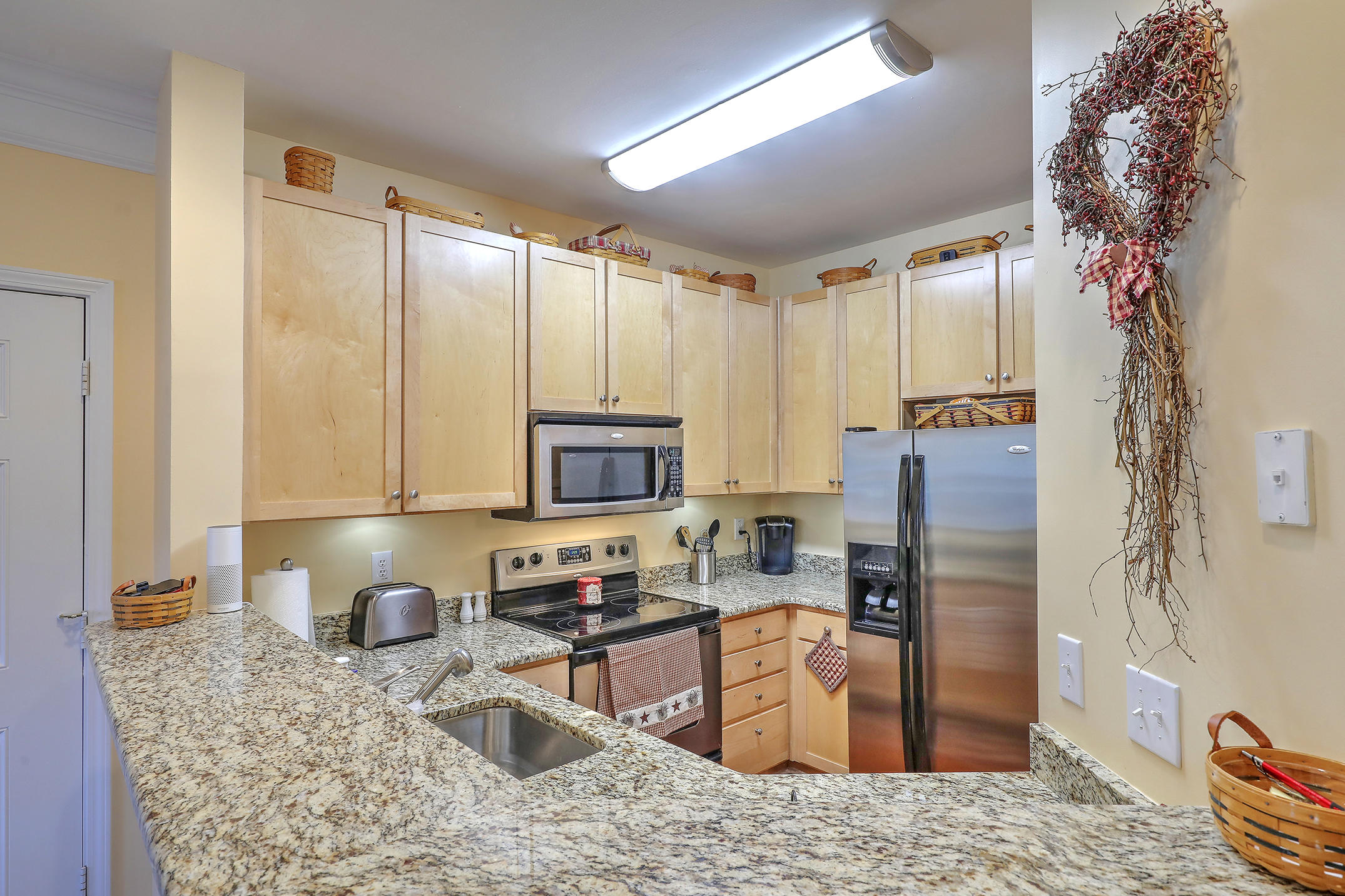 1111 Basildon Road Mount Pleasant, SC 29466 - Photo 9 of 27 1R3A4750_1_2