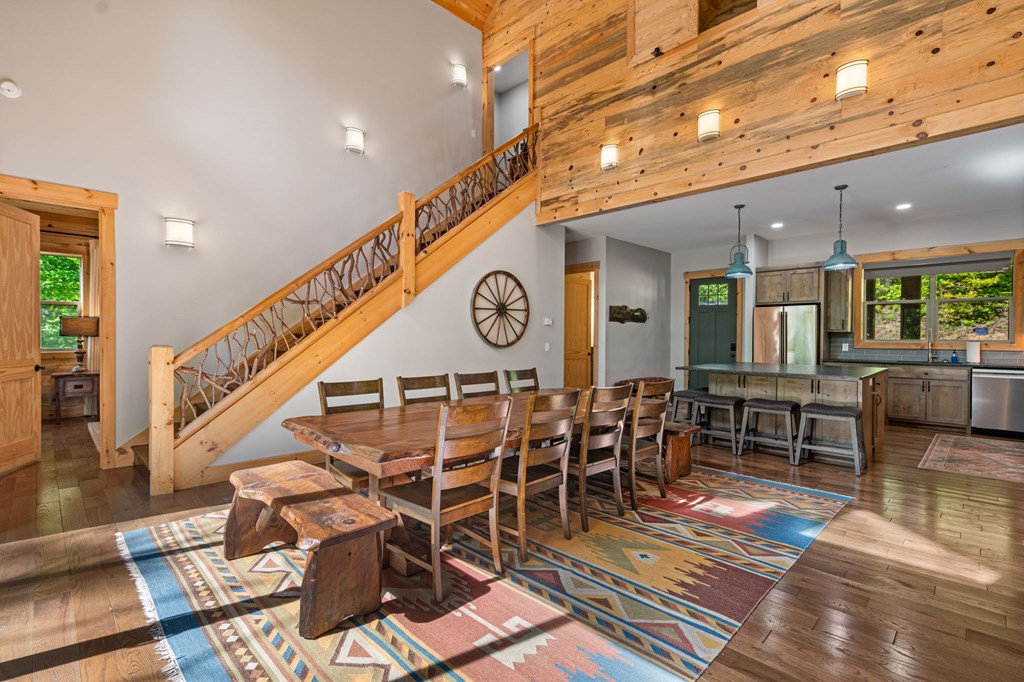 152 North Hiawatha Trail Blue Ridge, GA 30513 - Photo 5 of 101 Gallery Image 5
