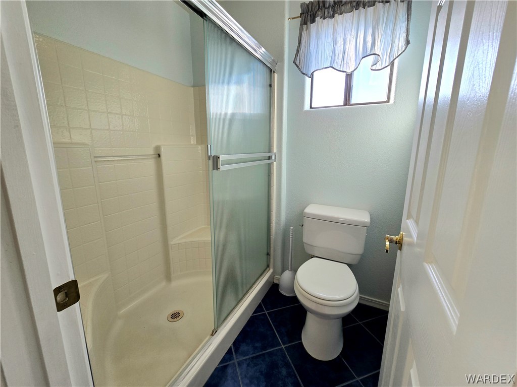3765 Packsaddle Road Kingman, AZ 86401 - Photo 27 of 58 Master Bathroom