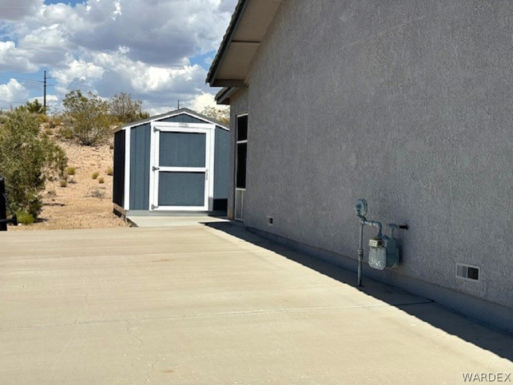 3765 Packsaddle Road Kingman, AZ 86401 - Photo 39 of 58 Side of Structure