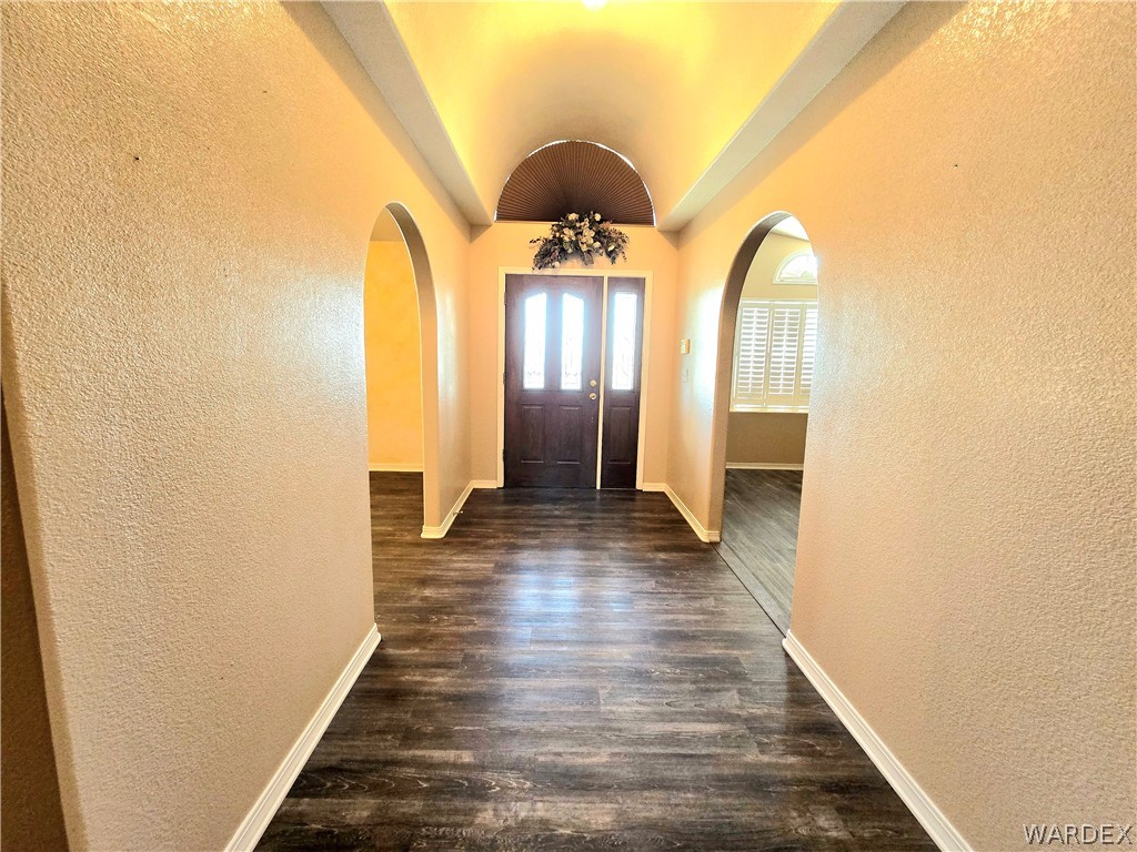 3765 Packsaddle Road Kingman, AZ 86401 - Photo 4 of 58 Entry