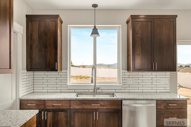 $567,500 | 564 Vista Drive, Pocatello, ID 83201