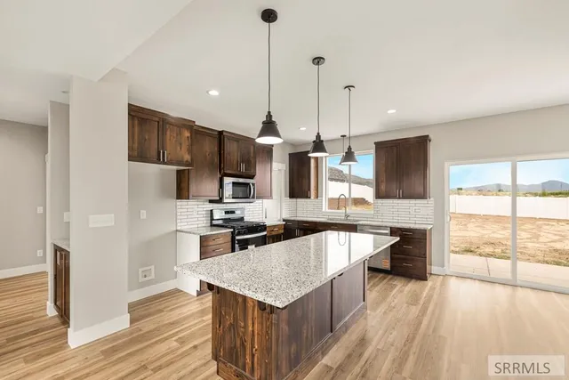 $567,500 | 564 Vista Drive, Pocatello, ID 83201