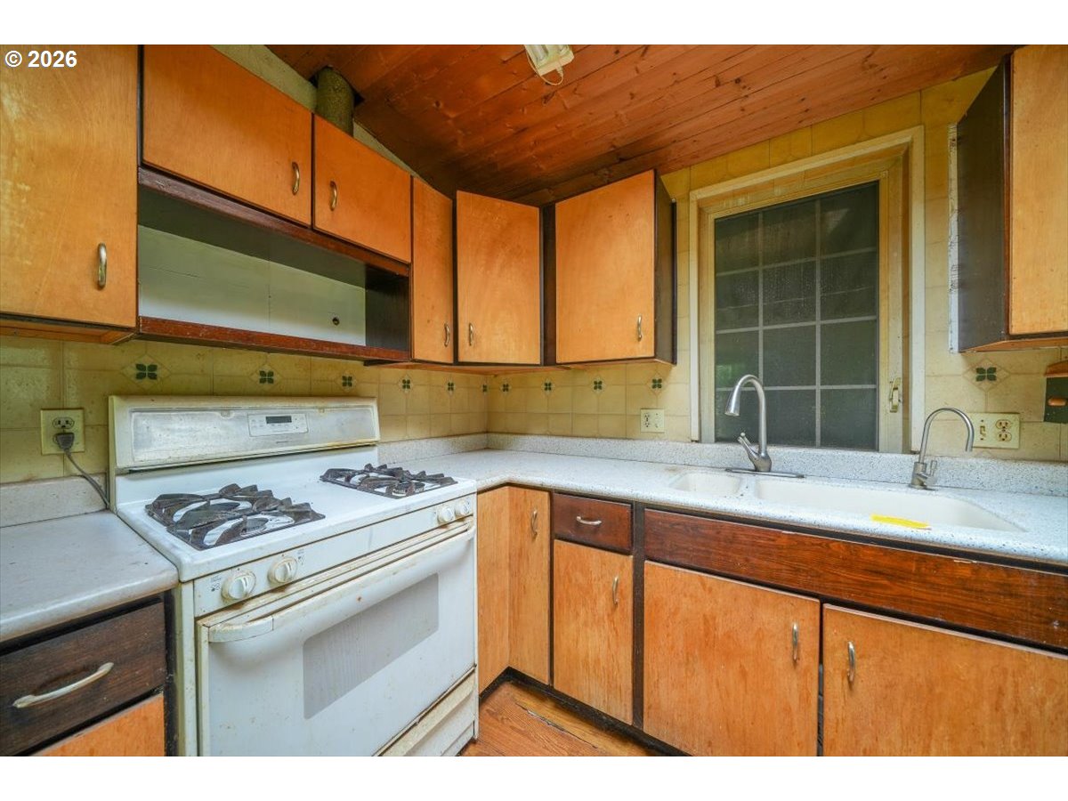 33926 Ford Mill Road Lebanon, OR 97355 - Photo 21 of 35