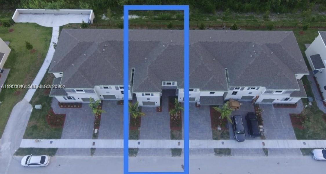 784 Southeast 19th Street, Unit 784 Homestead, FL 33034 - Photo 21 of 22 an aerial view of a house