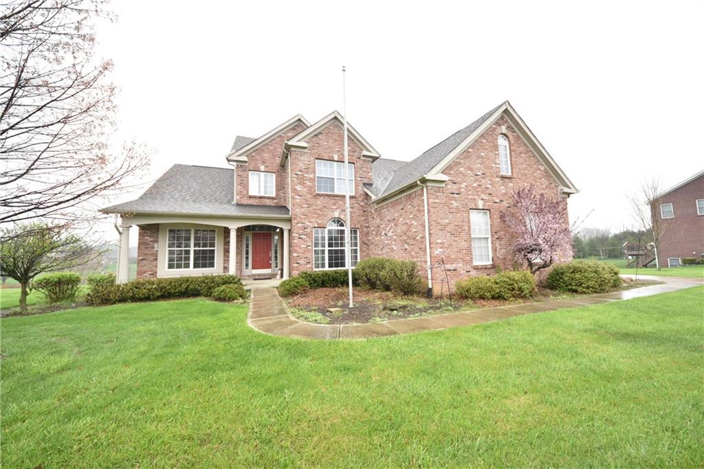 3284 Woodland Ridge Columbus, IN 47201 - Photo 1 of 24 Gallery Image 1