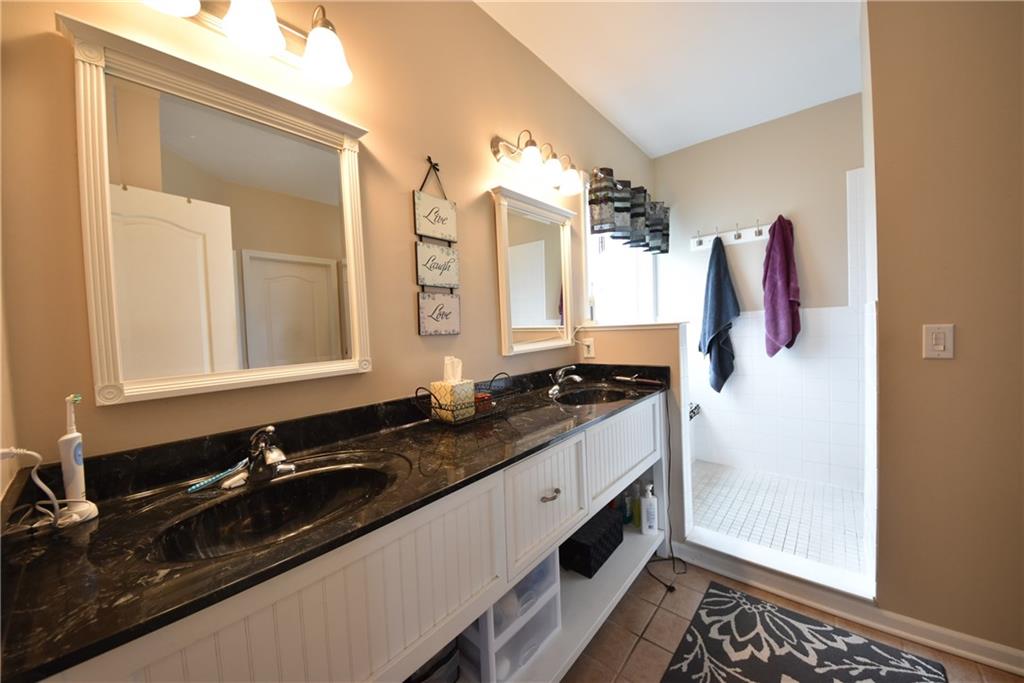 3284 Woodland Ridge Columbus, IN 47201 - Photo 18 of 24 Gallery Image 18