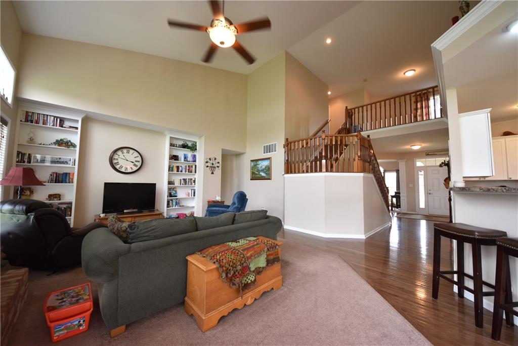 3284 Woodland Ridge Columbus, IN 47201 - Photo 5 of 24 Gallery Image 5