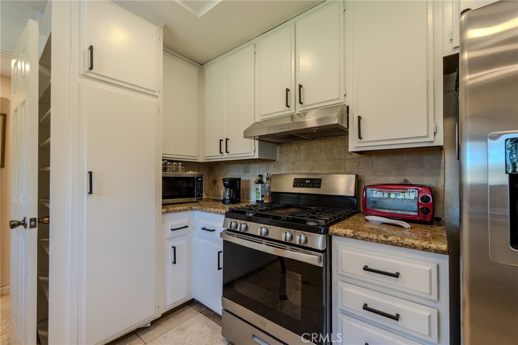 1665 North Fillmore Avenue Rialto, CA 92376 - Photo 16 of 56 Gallery Image 16