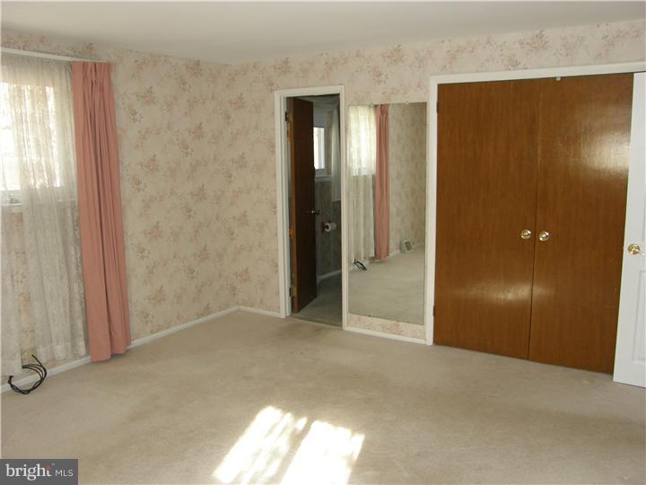 144 Hancock Road Warminster, PA 18974 - Photo 10 of 14 Bedroom - Main
