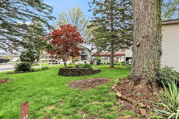 $388,000 | 289 Lyon Lake Road, Marshall, MI 49068