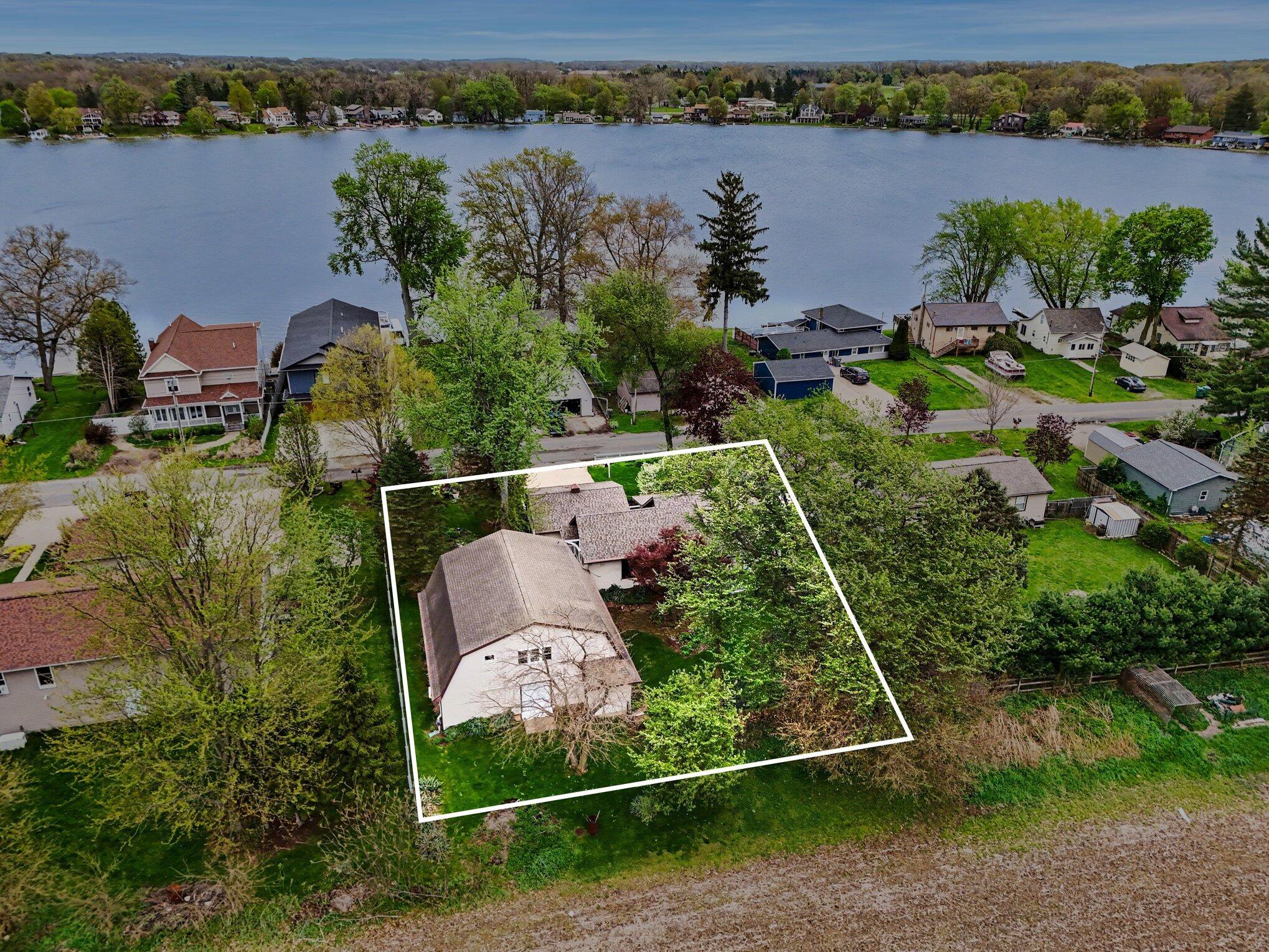 289 Lyon Lake Road Marshall, MI 49068 - Photo 70 of 75 037_file_7011