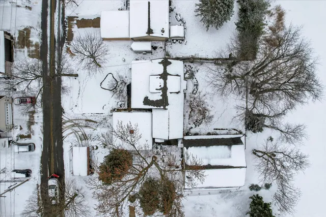 $425,000 | 289 Lyon Lake Road, Marshall, MI 49068