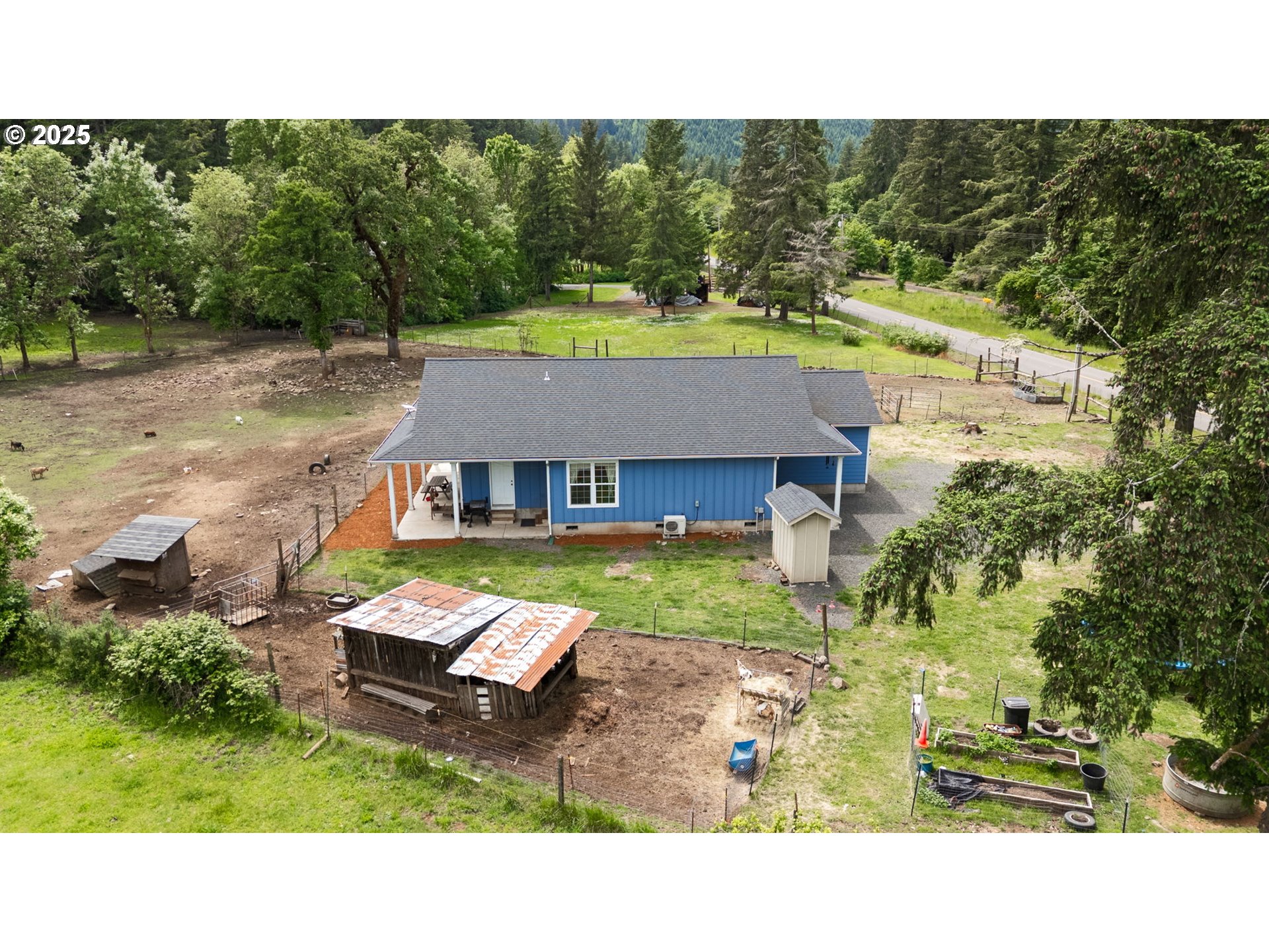38430 Row River Road Dorena, OR 97434 - Photo 25 of 31