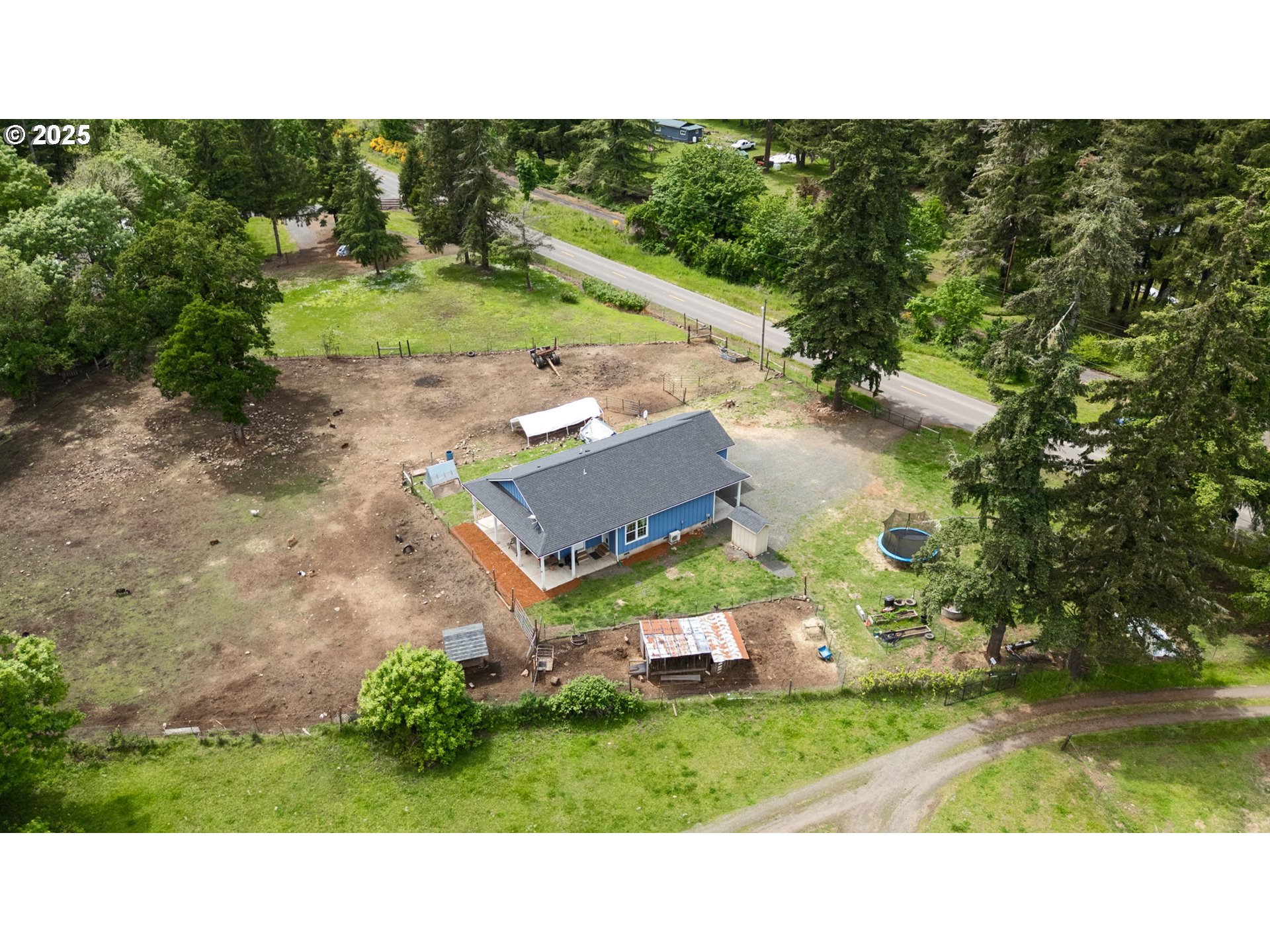 38430 Row River Road Dorena, OR 97434 - Photo 27 of 31