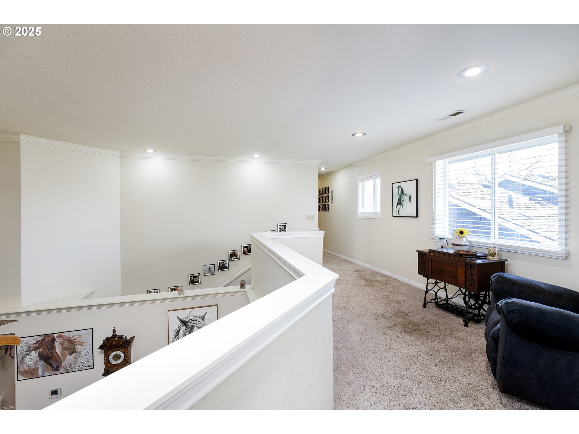 9907 Southeast Amherst Street Clackamas, OR 97015 - Photo 23 of 40 Loft