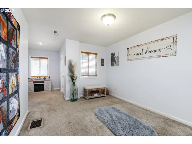 $499,900 | 9907 Southeast Amherst Street, Clackamas, OR 97015