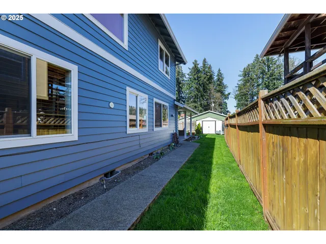 $499,900 | 9907 Southeast Amherst Street, Clackamas, OR 97015