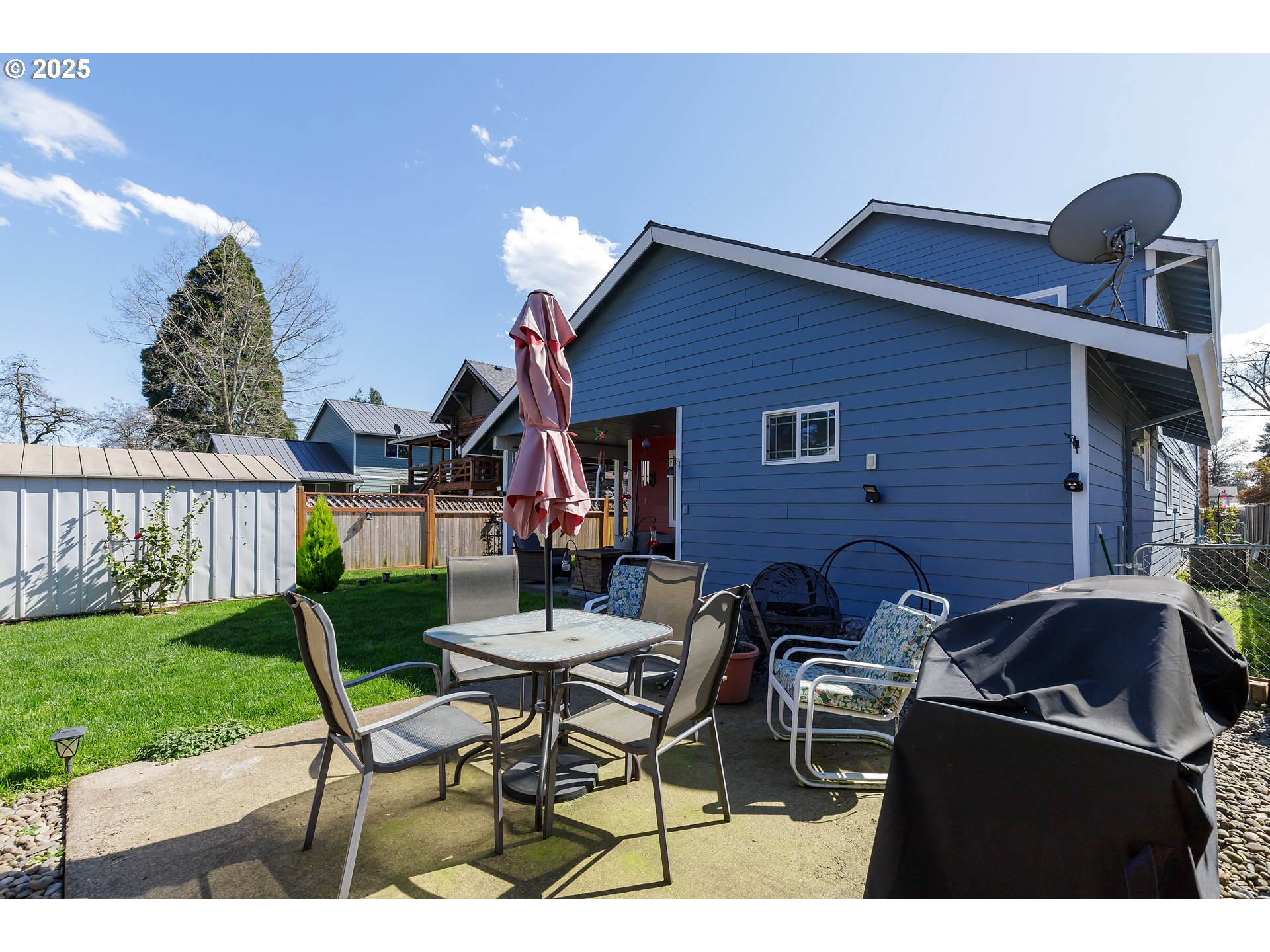 9907 Southeast Amherst Street Clackamas, OR 97015 - Photo 40 of 40 Backyard