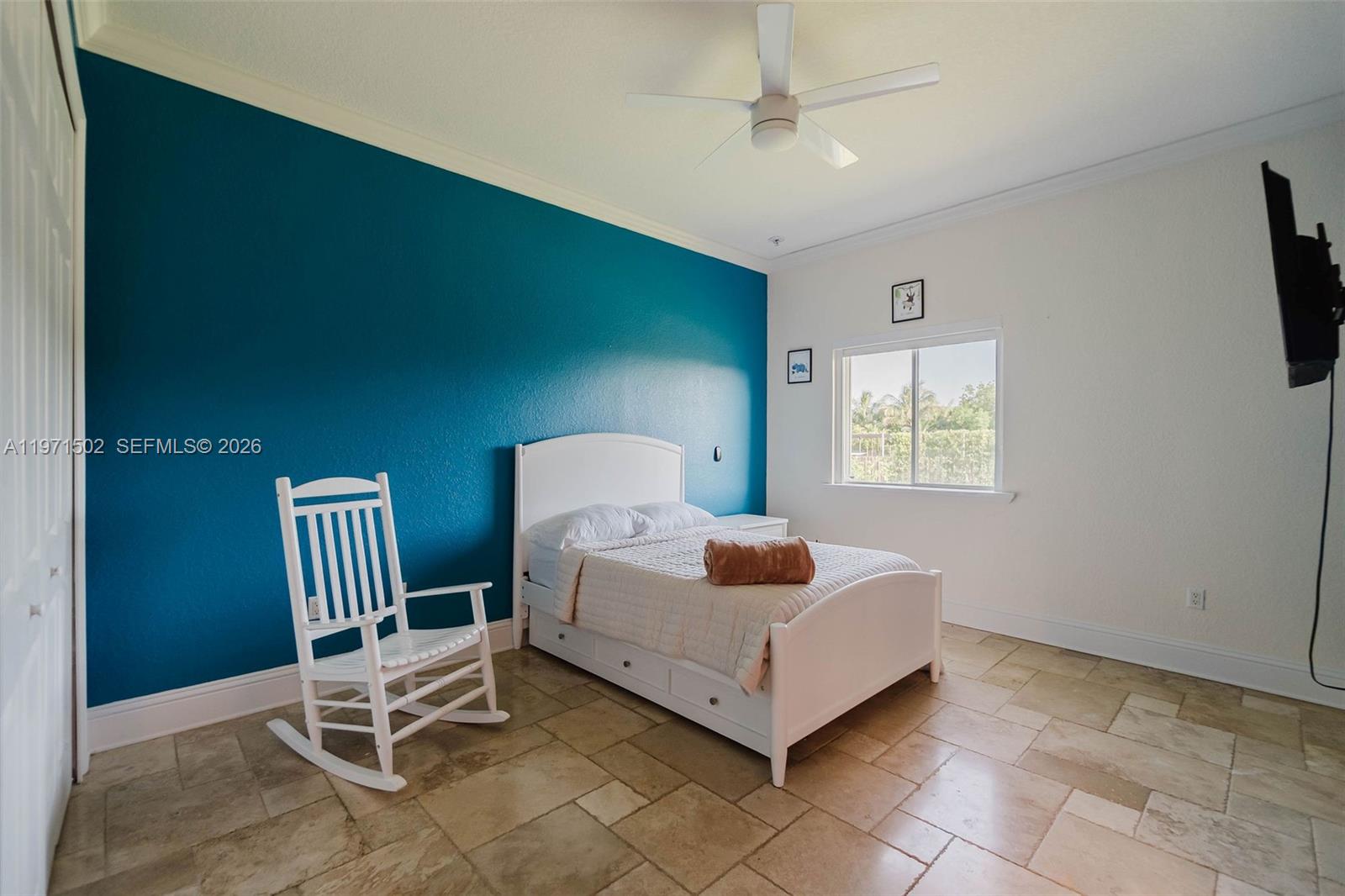 23525 Southwest 217th Avenue Homestead, FL 33031 - Photo 13 of 39 3rd 17' 7" x 11' 7'