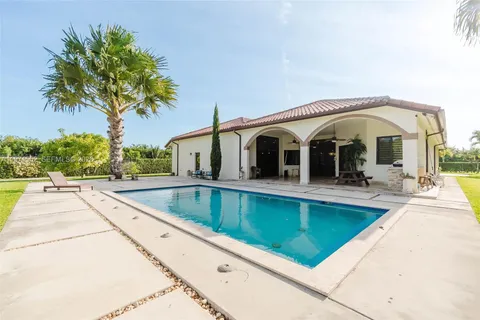 $1,425,000 | 23525 Southwest 217th Avenue, Homestead, FL 33031