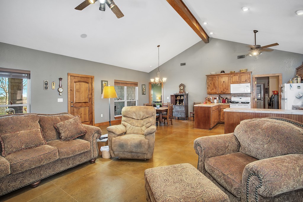 3831 Reeh Road Fredericksburg, TX 78624 - Photo 8 of 22 Gallery Image 8