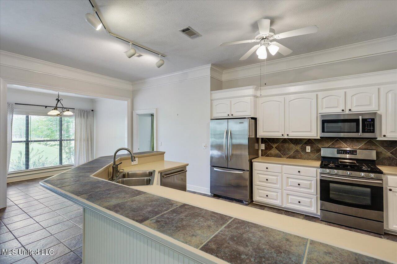 409 Spike Ridge Canton, MS 39046 - Photo 14 of 49 29-409 Spike Ridge