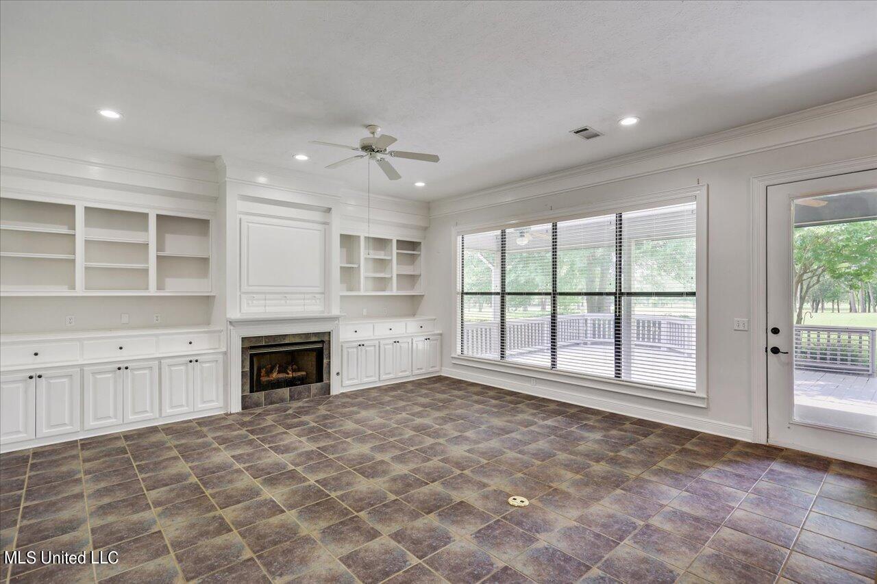 409 Spike Ridge Canton, MS 39046 - Photo 10 of 49 24-409 Spike Ridge